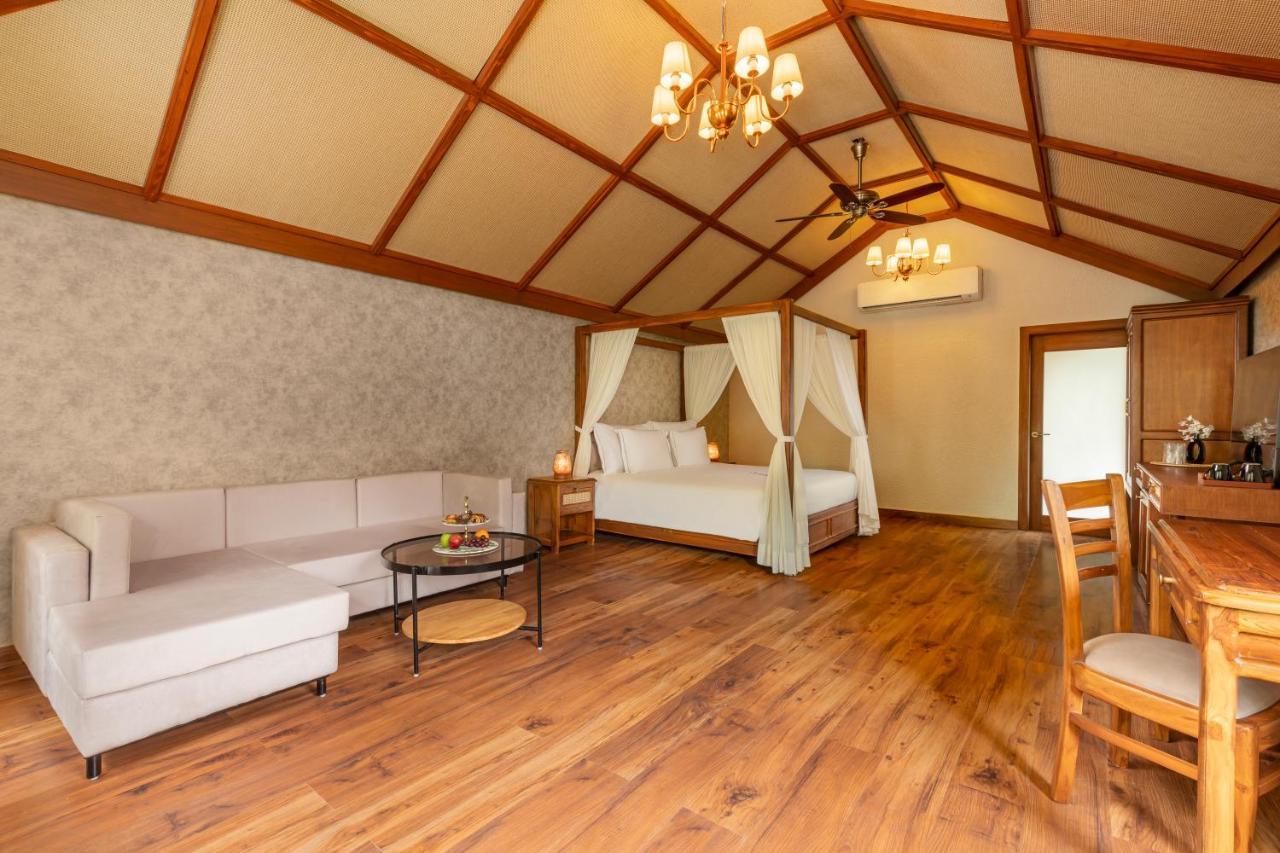 Zana Luxury Forest Resort, Ranthambore Sawai Madhopur Exteriör bild